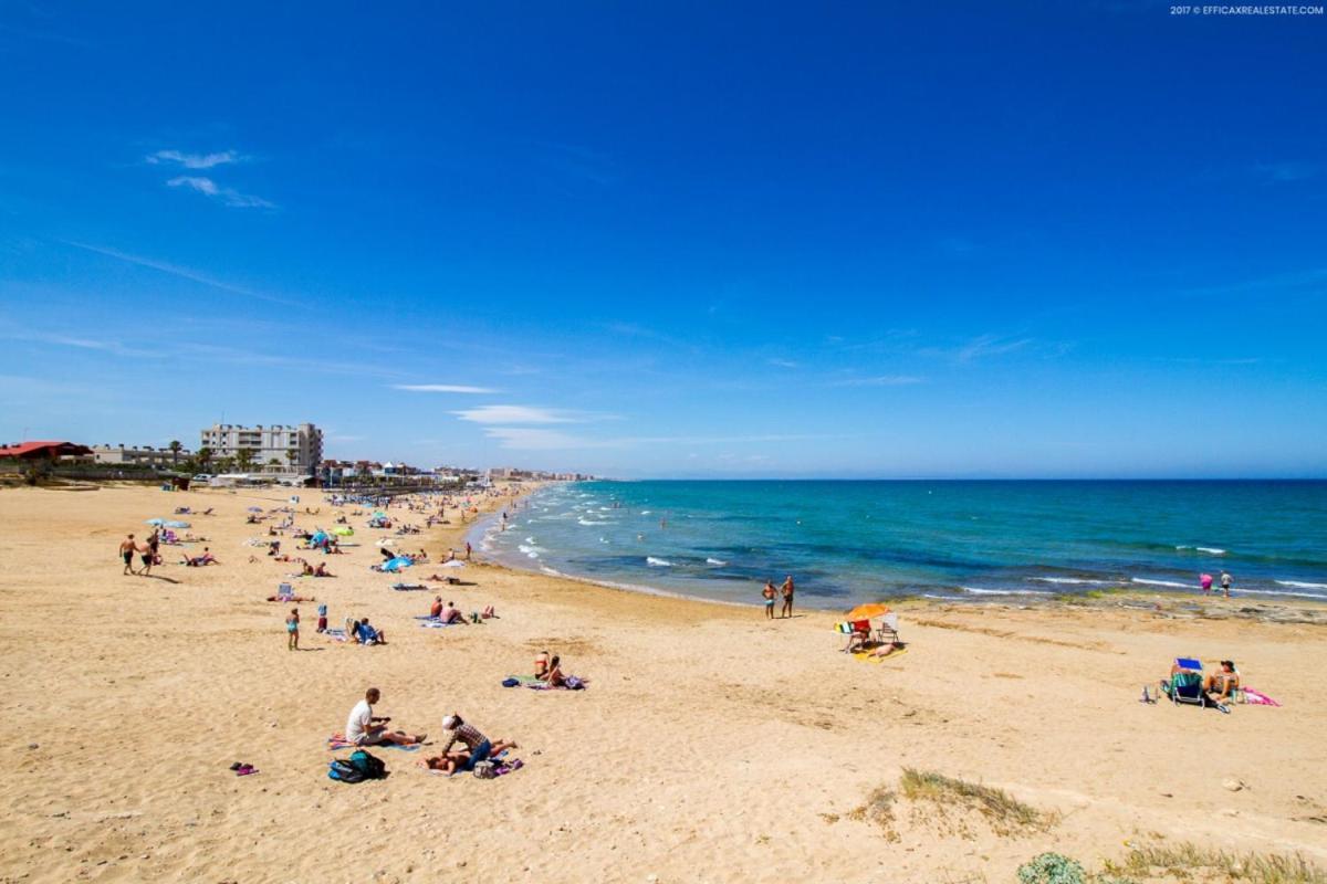 Appartement Casa Micha à Torrevieja Extérieur photo